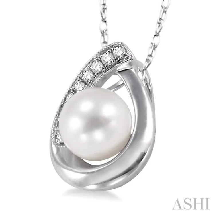 6.5 MM Cultured Pearl and 1/20 Ctw Round Cut Diamond Pendant in 14K White Gold with Chain