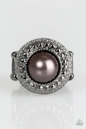 Bronx Beauty Black Pearl Ring - Paparazzi Accessories