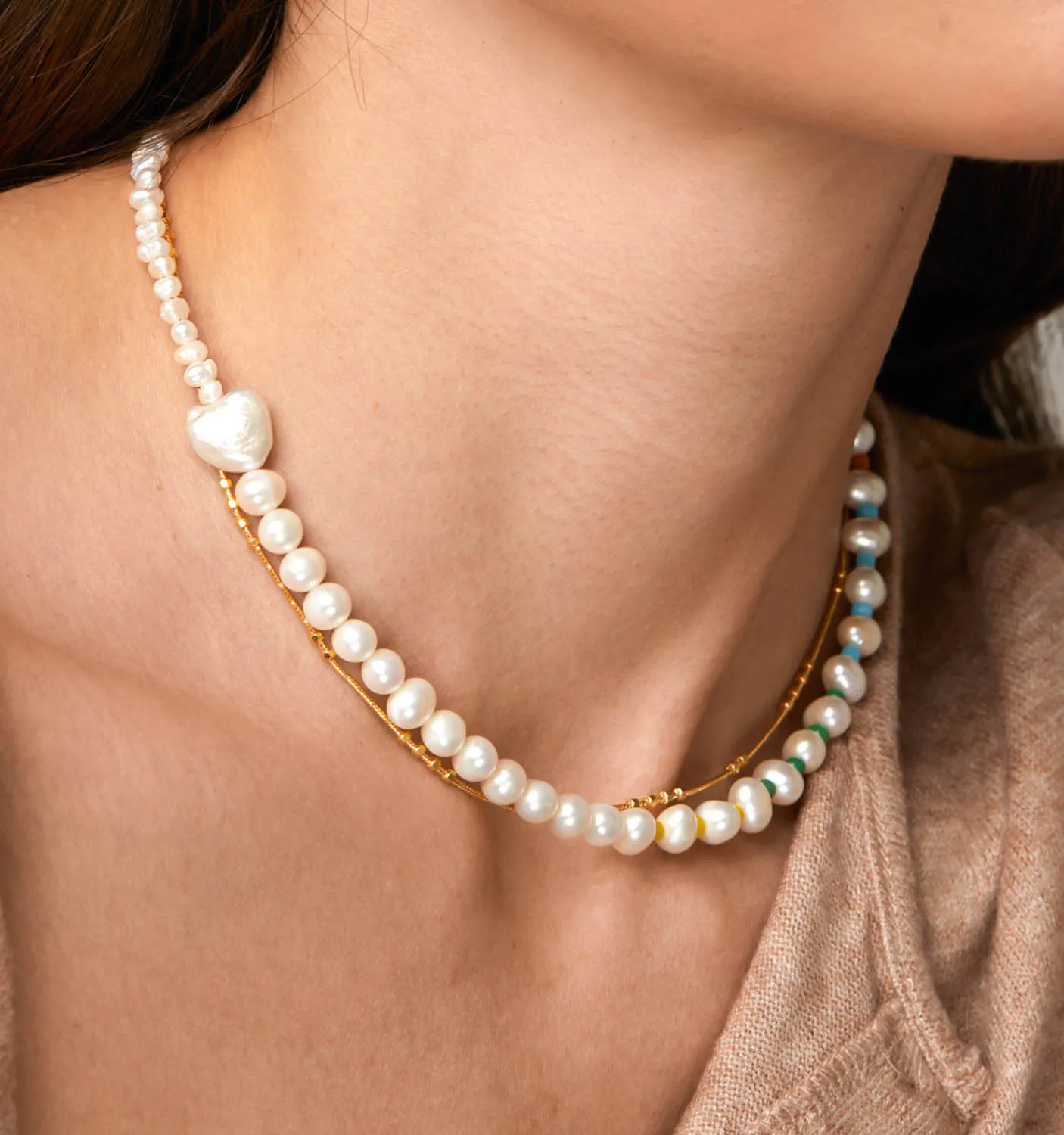 Color Pop Pearl Choker Necklace