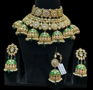 Emerald Grace: Luxurious Gold-Plated Jewelry Ensemble