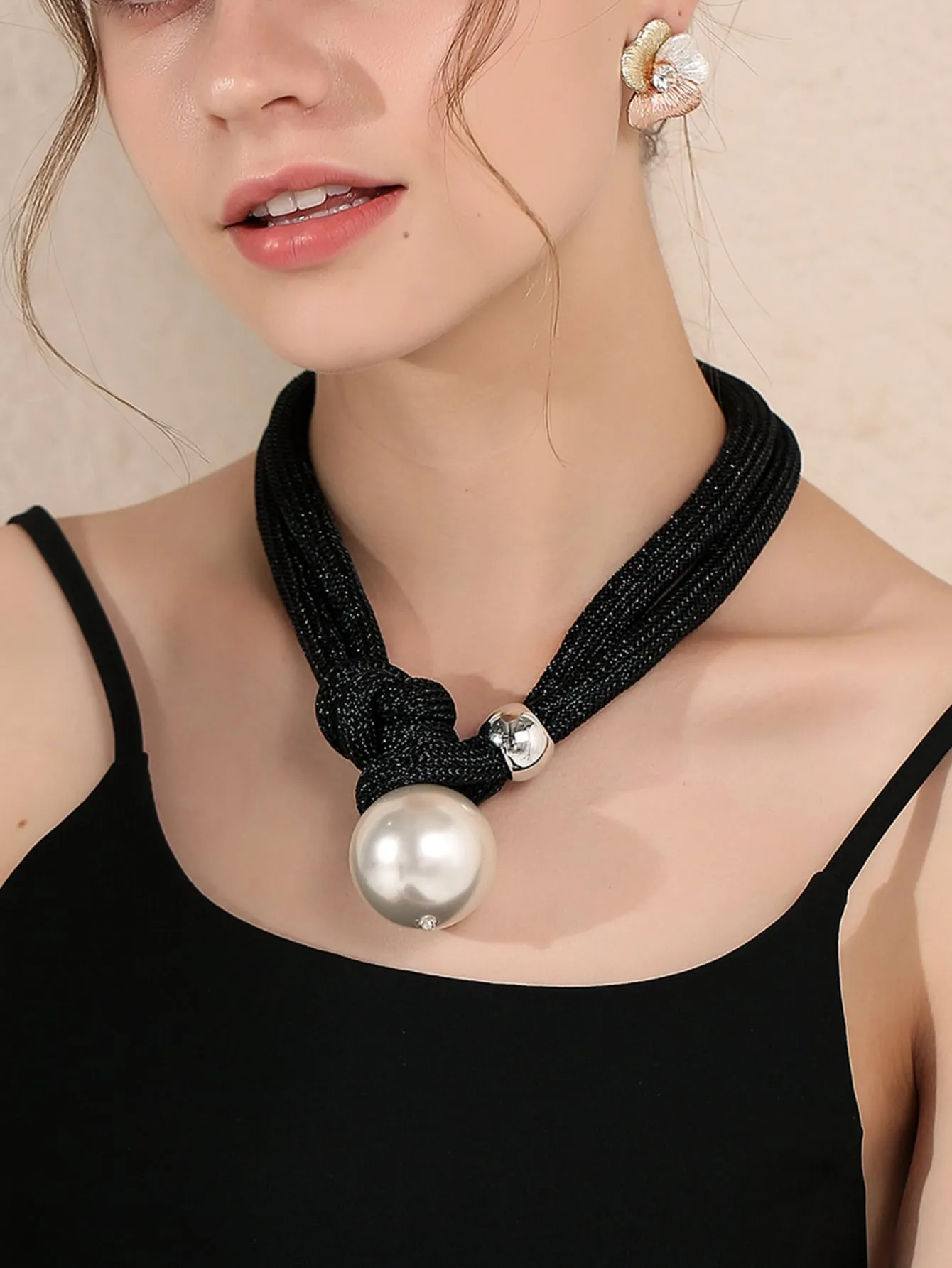 Faux Pearl Decor Large Necklace for Women Novelty Necklace Creative Necklace