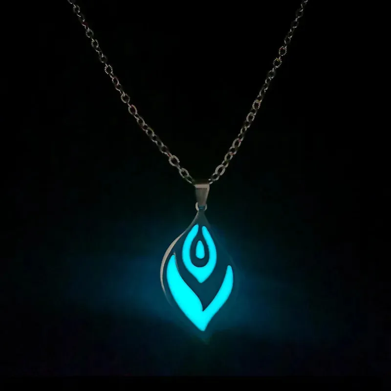 Glow In The Dark Necklace for Men Stainless Steel Punk Necklaces Luminous Butterfly Heart Pendant Party Jewelry Gift for Women