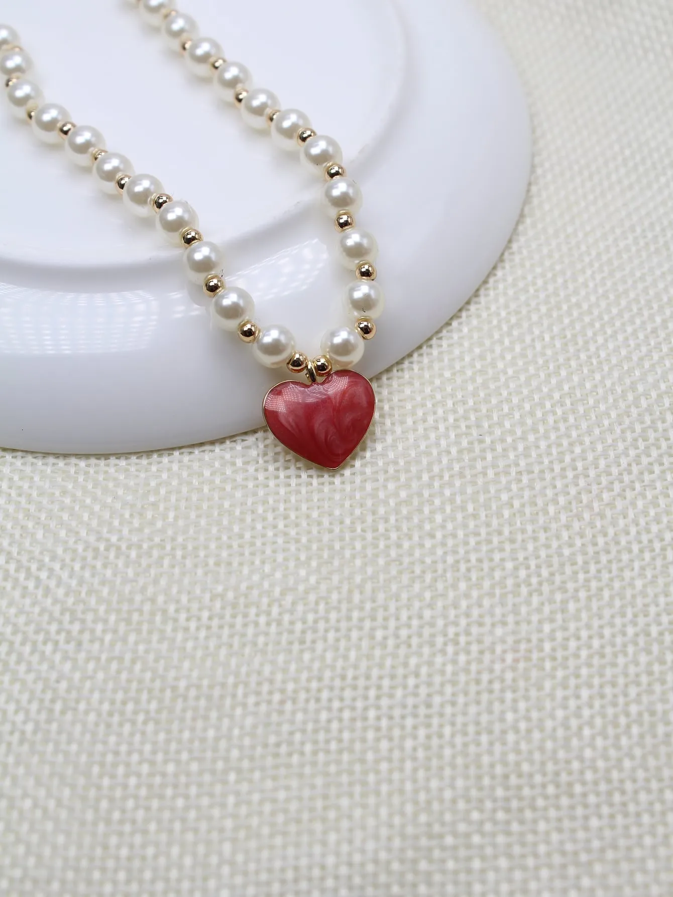 Heart Charm Faux Pearl Beaded Necklace Creative Necklace for Women Fashion