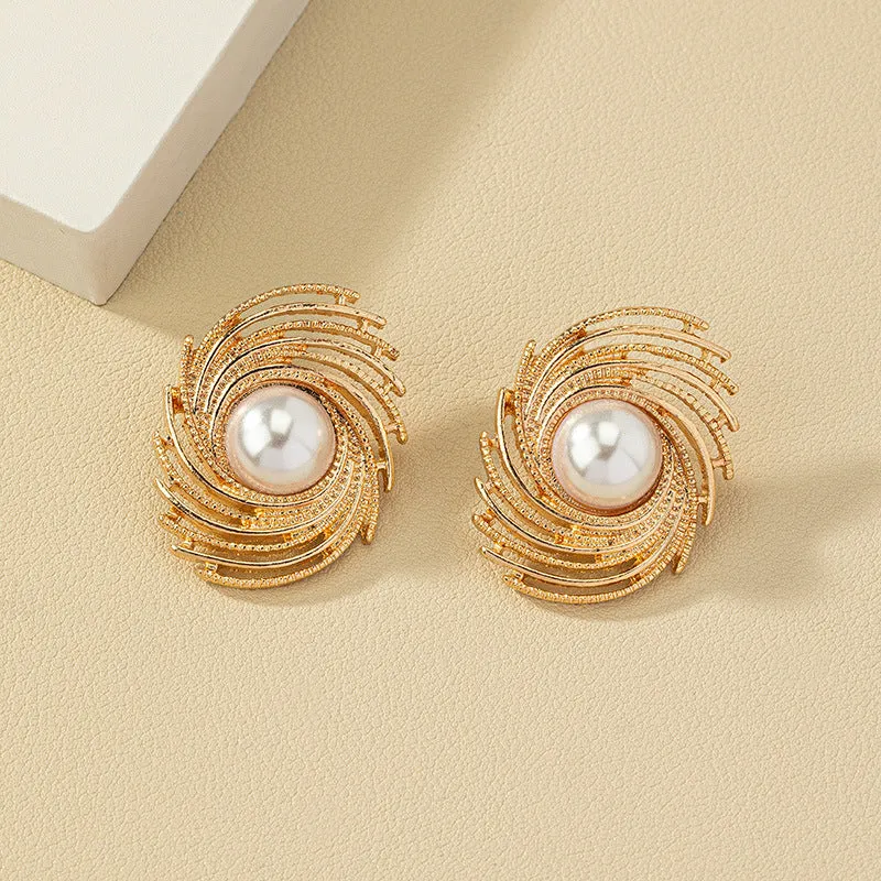 Luxurious Vienna Verve Metal Pearl Earrings - Wholesale Personality Statement Piece