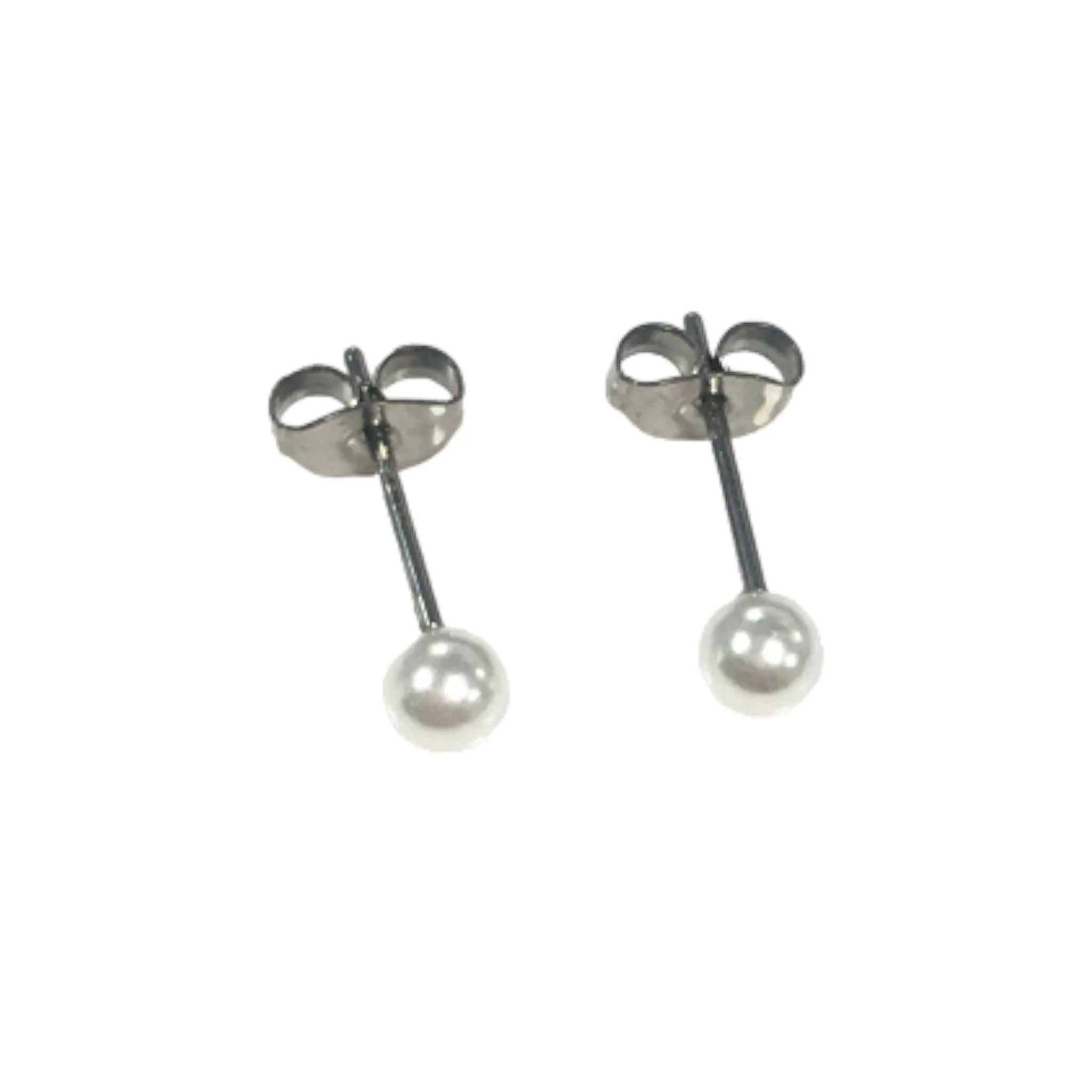 Pearl Studs 4mm