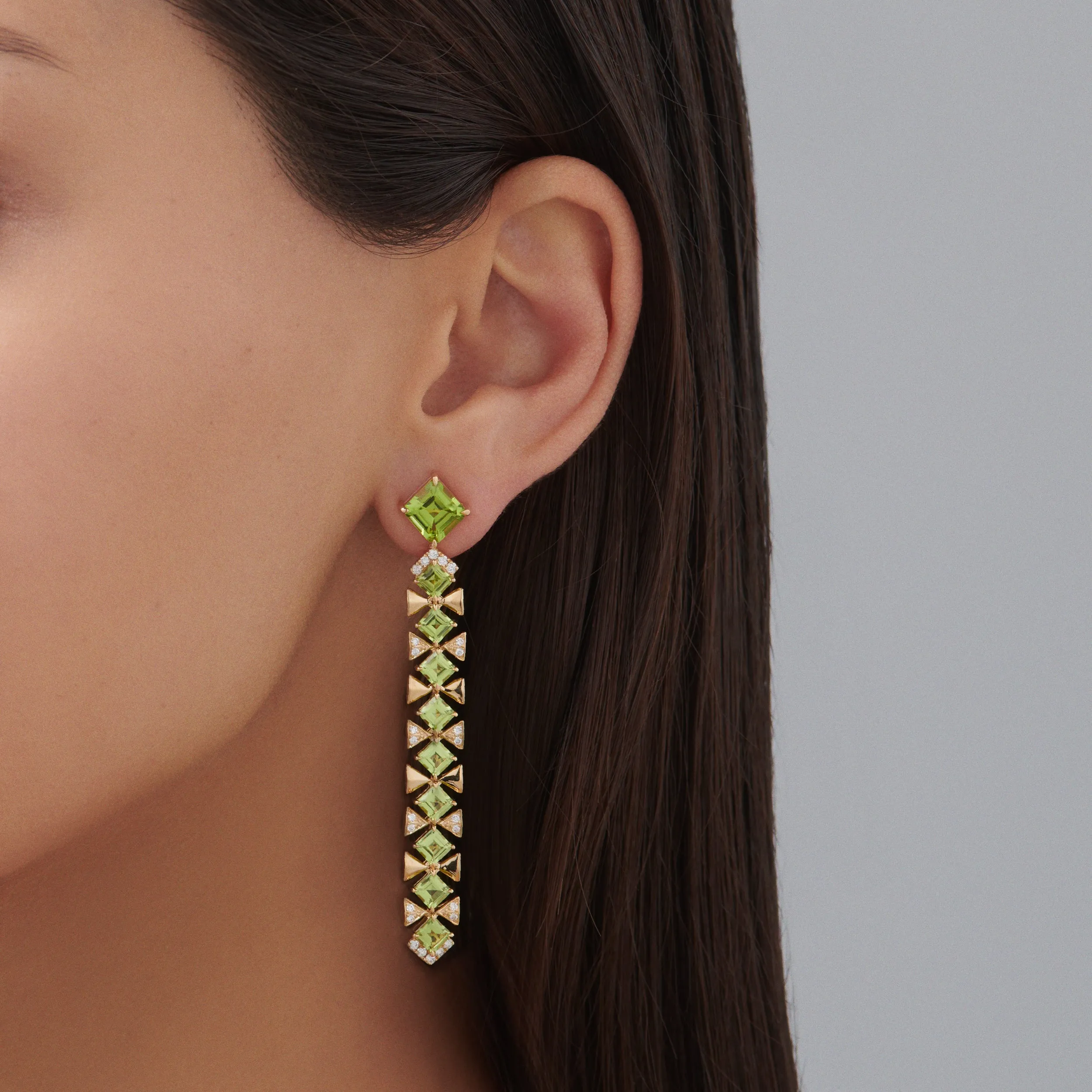 R.08® Vivant Coloured Gemstone Earrings | 18K Yellow Gold