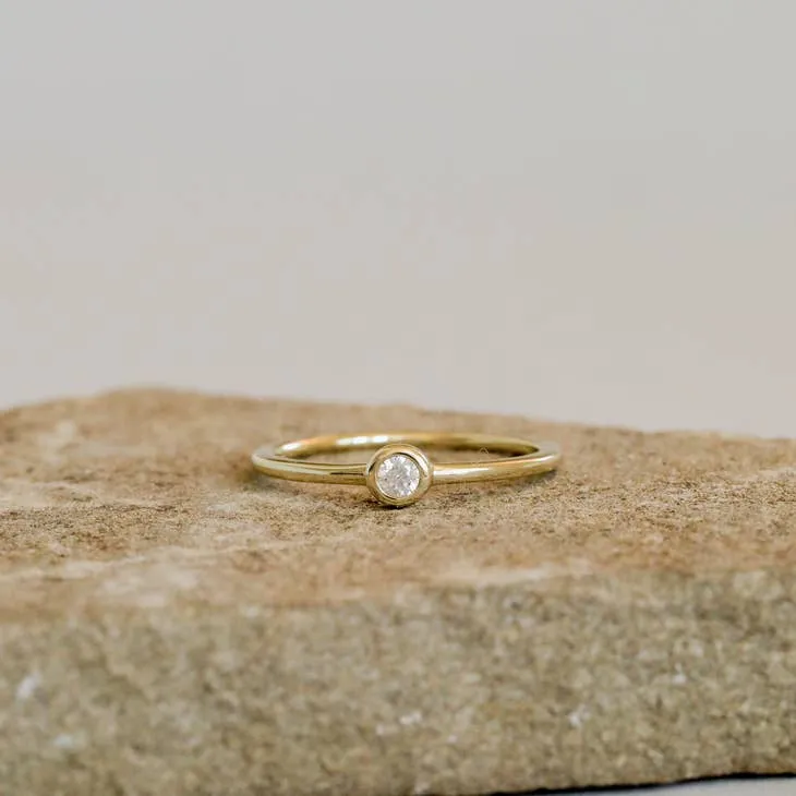 Ring - Simple Stud