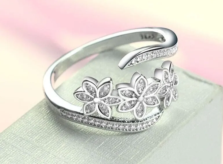 Three Flowers Silver Resizable Ring