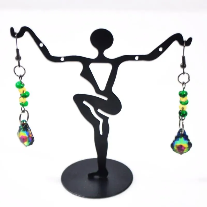 Unique And Elegant Green Swarovski Crystal Women's Dangle Earrings